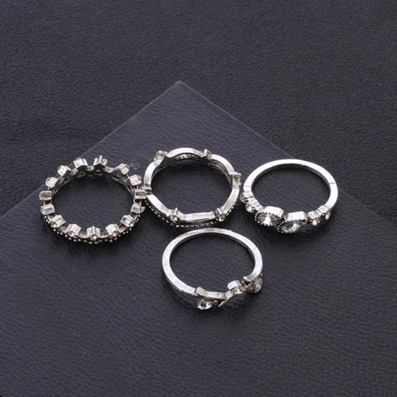 *Elizabeth * 7 Piece Ring Set - Picture 4 of 6